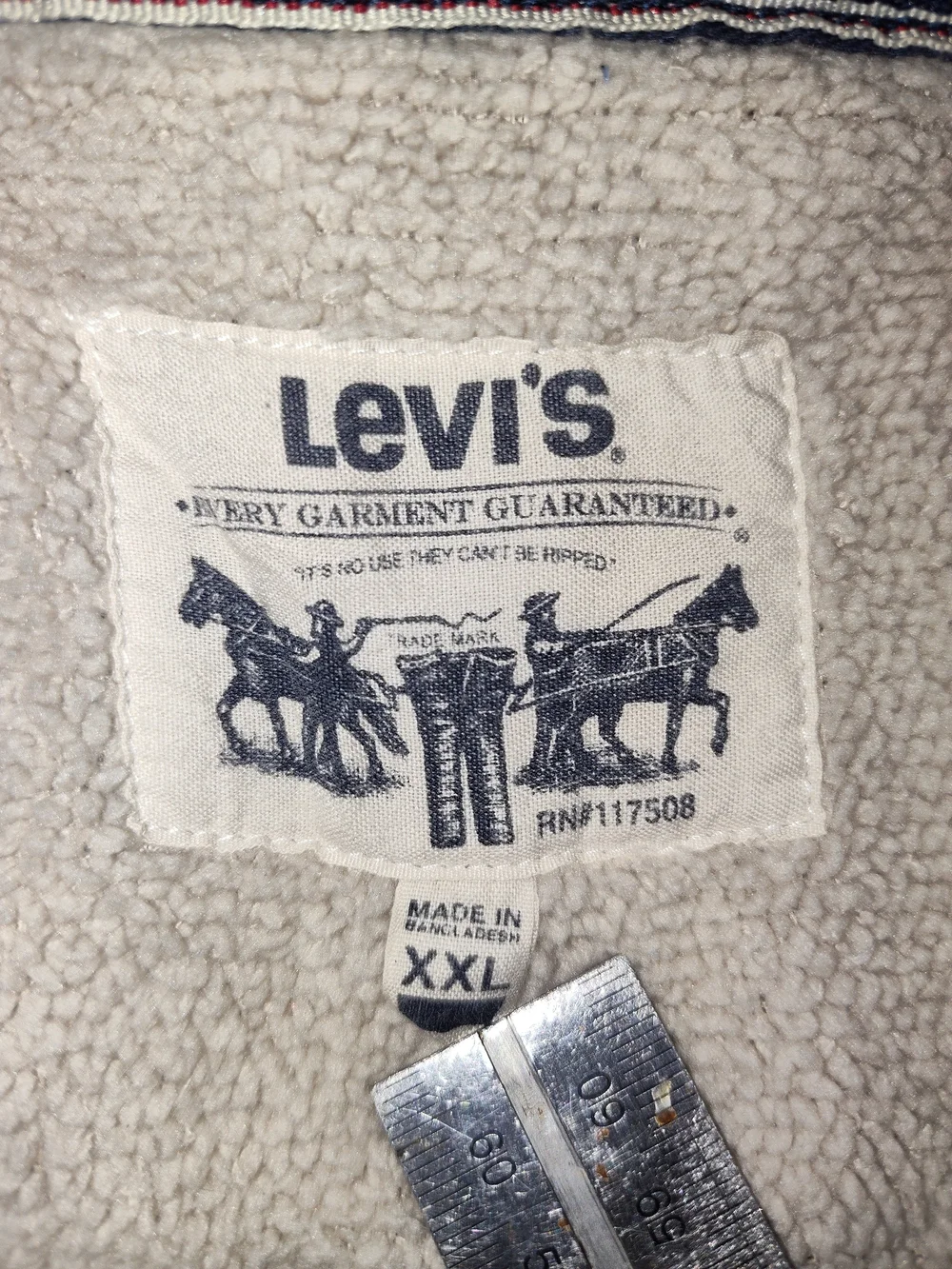 Levi's Navy Button-Up Sherpa-Lined Shirt Jacket - Picture 6 of 9